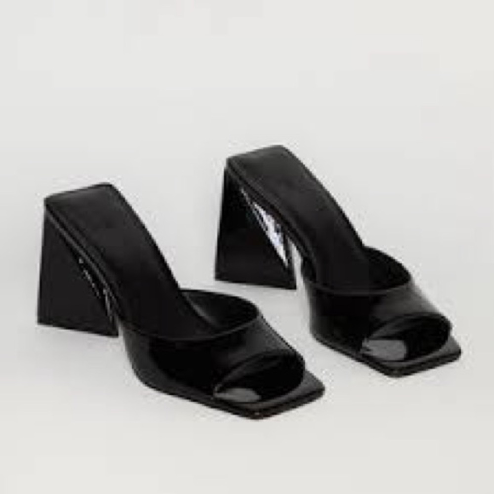 Oak+Fort Black Women's Mules